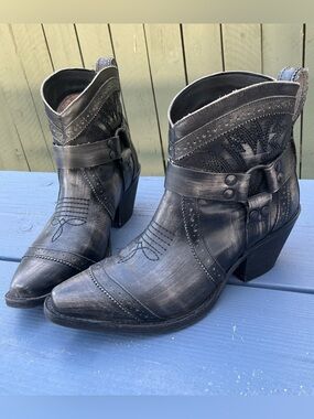 Dingo Ladies Western Cowboy Boots Black Gummy Bear Western Boot Size 7.5